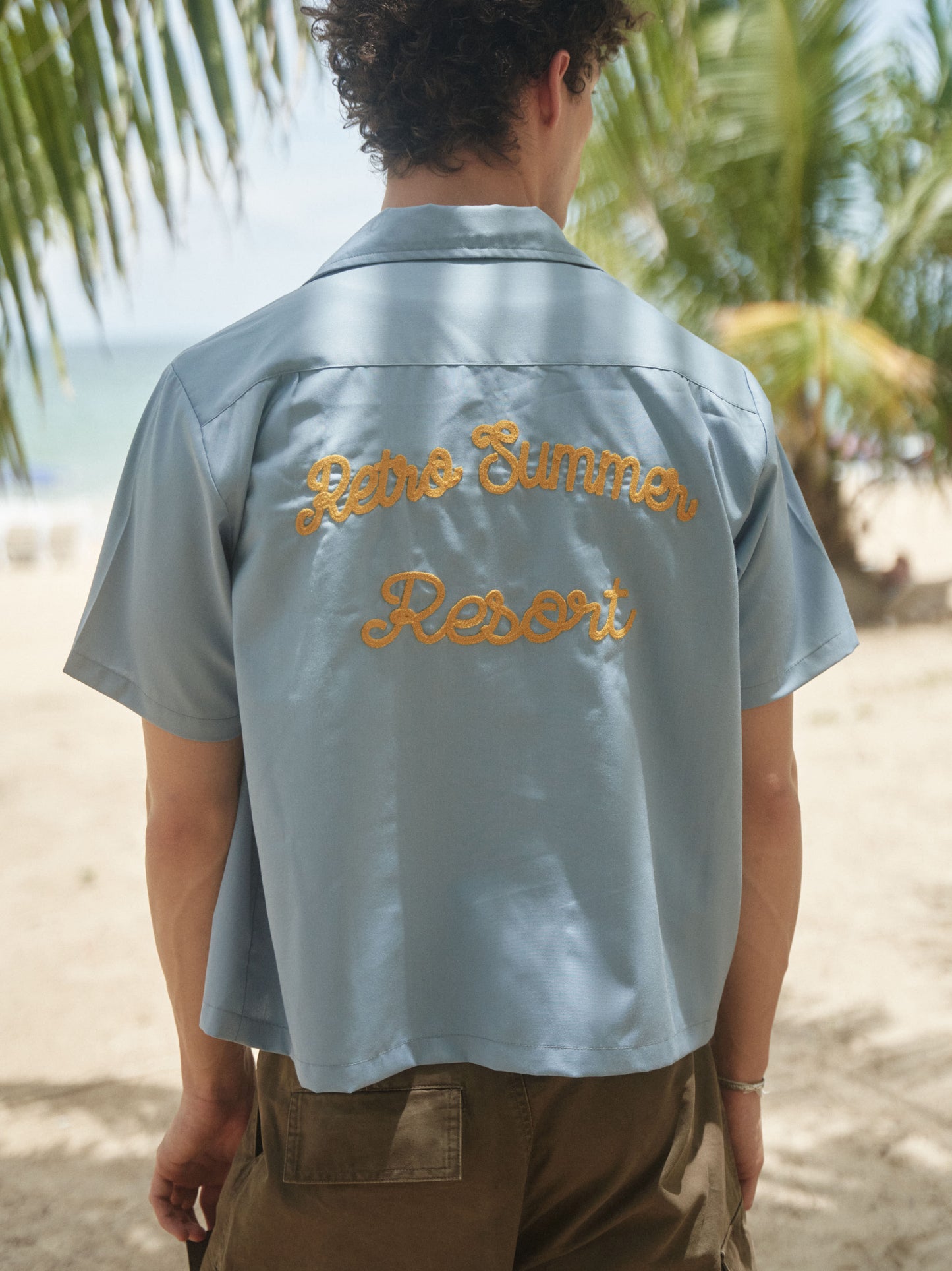 Retro R21 short and wide style blue towel embroidered short-sleeved shirt Retro Summer embroidered shirt