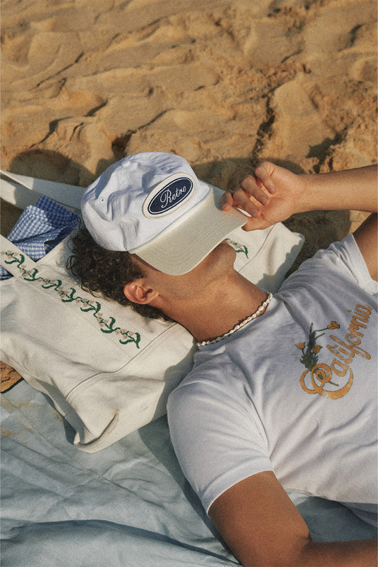 Retro21 R21 white contrasting color brand logo embroidered sports baseball cap