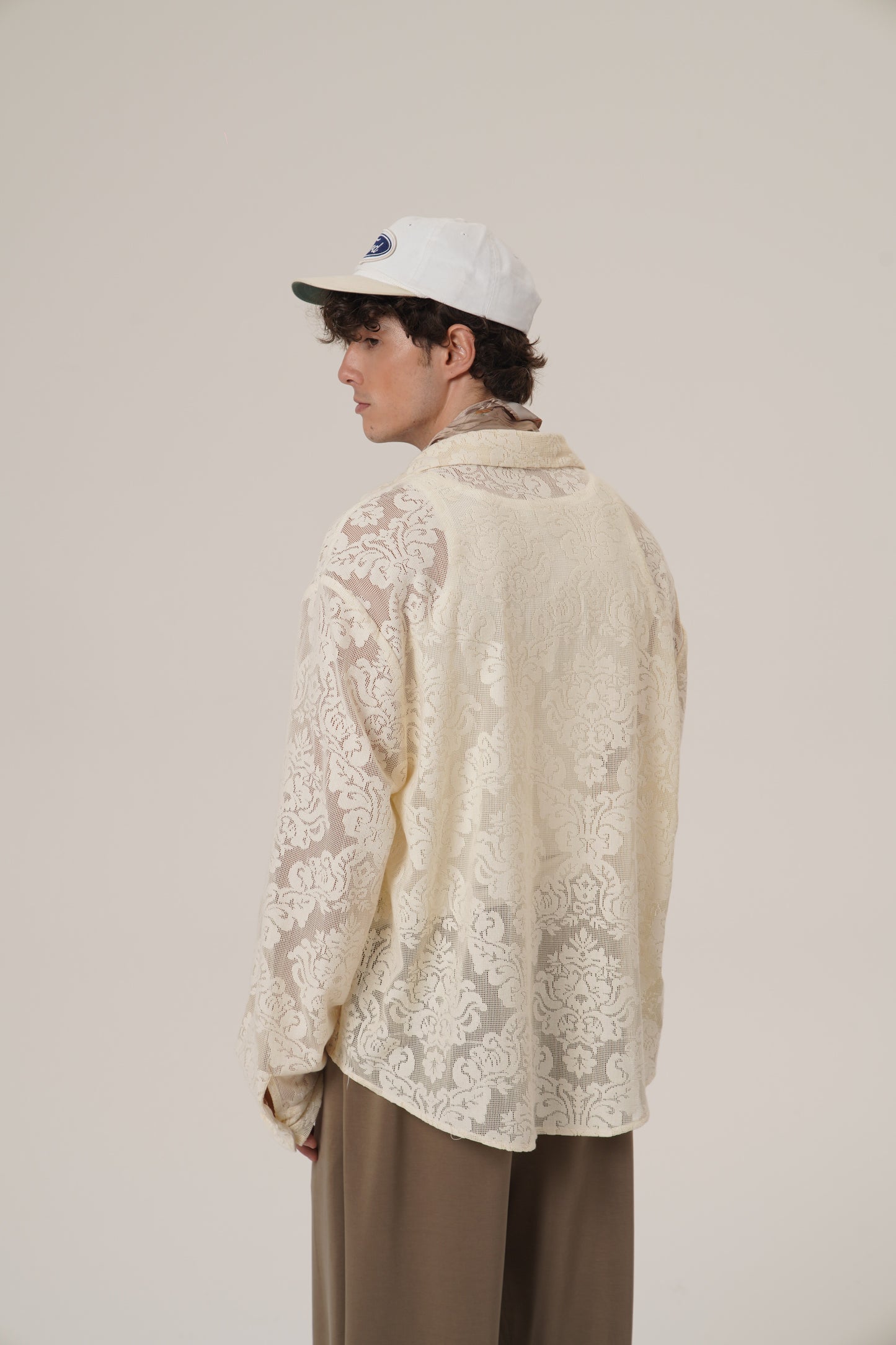 Retro 21 R21 Custom openwork pattern beige long-sleeved shirt