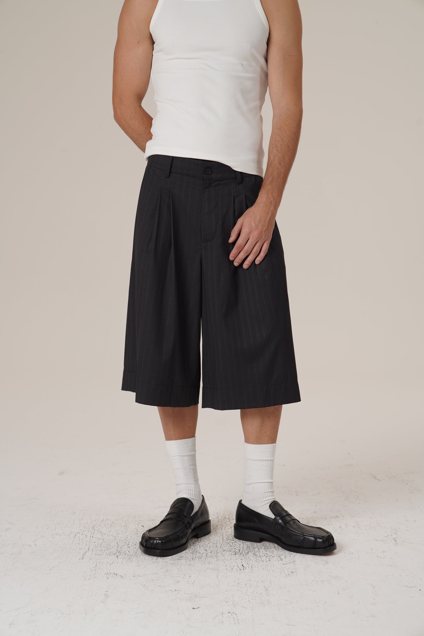 Retro 21 R21 Casual pleated striped 7-inch trousers