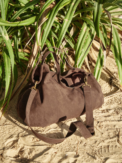 Retro21 R21 Dark brown three-dimensional pleated single-shoulder shell-shaped wandering bag, suede bag