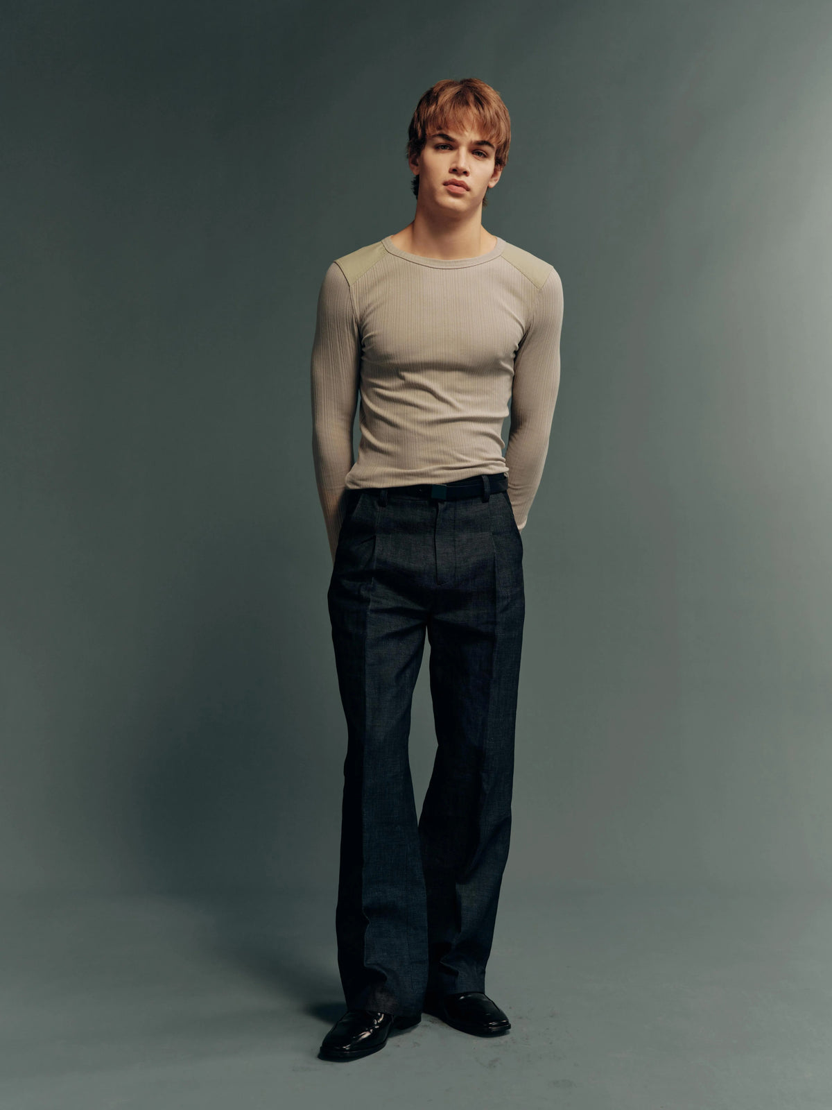 Raw Cotton-Linen Single-Pleat Straight-Leg Trousers with Permanent Crease