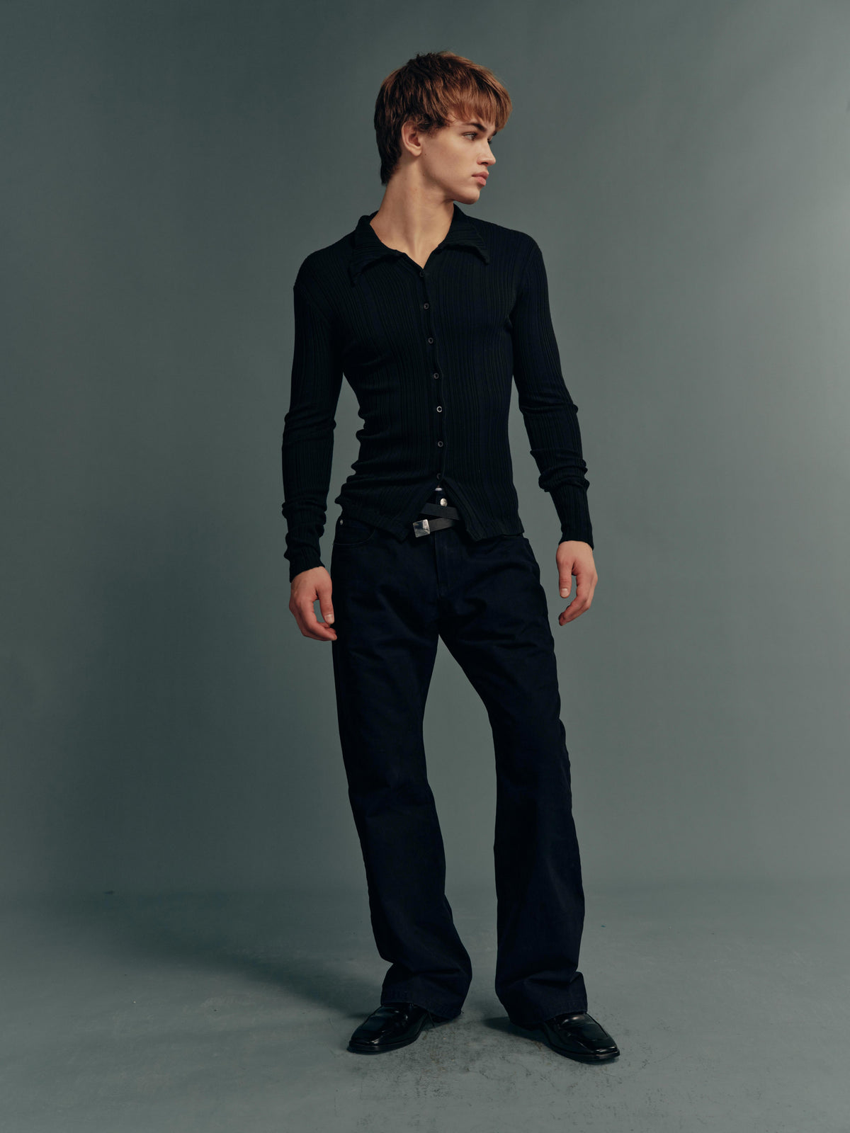 Stretch Ribbed Slim-Fit Button-Front Knit Long-Sleeve Shirt